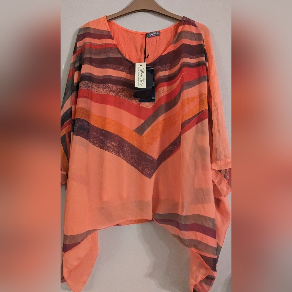 Beautiful silk top made in Italy NWT